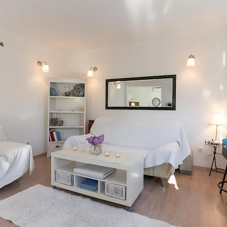 Cuba Apartment